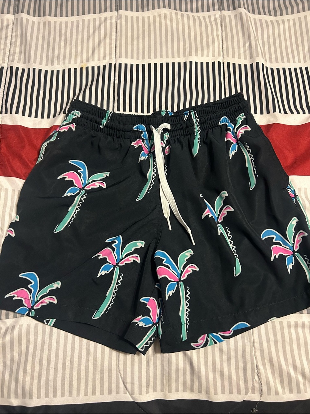 Chubbies Palm tree swim shorts 5.5”